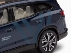 Roland-Garros Accessories|Model Car Renault Espace E-Tech Full Hybrid x 2023 1/43 - Blue
